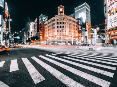 Tokyo Ginza, Japonya - 1 Ağustos 2018: Ginza bölge ve alan bir yerdir alışveriş merkezi ve tokyo mağaza alışveriş için lüks popüler