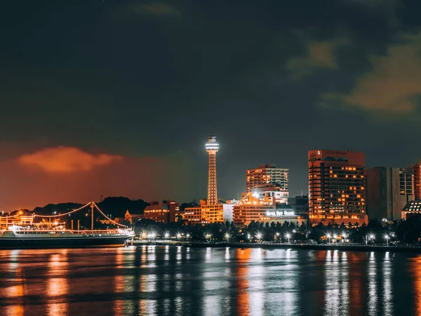 Bela Arquitetura Paisagem Cidade Com Torre Marinha Yokohama Japão — Fotografia de Stock