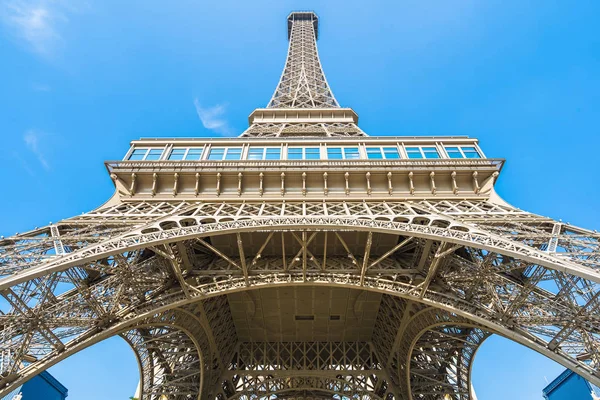 China Macau September 2018 Beautiful Eiffel Tower Landmark Parisian Hotel — Stock Photo, Image