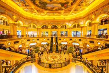 Çin, Makao - 8 Eylül 2018 - güzel lüks Venedik otel resort ve macau City Alışveriş Merkezi ile casio