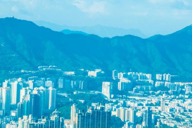 Hong kong şehir manzarası bulut beyaz ve mavi gökyüzü bina güzel mimari