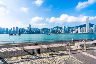 Hong kong şehir manzarası ile mavi gökyüzü arka plan dış cityscape bina güzel mimari
