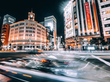 Tokyo Ginza, Japonya - 1 Ağustos 2018: Ginza bölge ve alan bir yerdir alışveriş merkezi ve tokyo mağaza alışveriş için lüks popüler