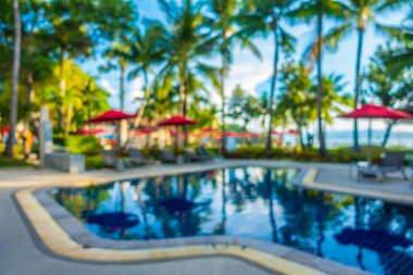 Soyut bulanıklık ve ufuk güzel açık yüzme havuzunda otel ve tatil seyahat ve tatil için