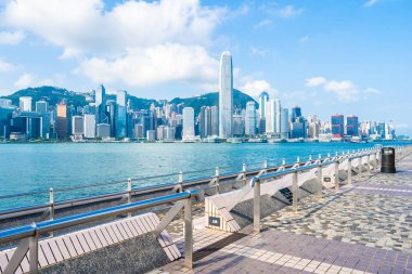 Hong kong şehir manzarası ile mavi gökyüzü arka plan dış cityscape bina güzel mimari