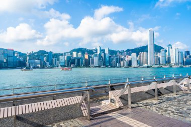Hong kong şehir manzarası ile mavi gökyüzü arka plan dış cityscape bina güzel mimari