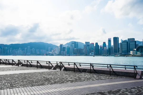 Vacker Arkitektur Byggnad Yttre Stadsbilden Hongkong Stadens Silhuett Med Blå — Stockfoto