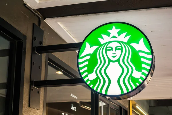 Pattaya Tailandia Ene 2018 Starbucks Firmar Almacenar Alrededor Autopista Expreso — Foto de Stock