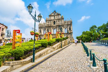 Çin, harabe mavi gökyüzü arka plan ile Makao şehrinin st pual kilise Simgesel Yapı ile bina Macau - 6 Eylül 2018 - güzel eski mimari