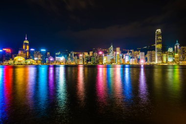 Bina Cityscape hong kong şehir manzarası içinde twilight ve gece güzel mimari
