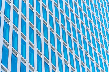 Güzel dış ofis binası ve mimari pencere desenli