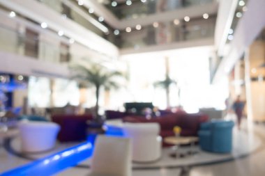 Özet olarak, arka plan için soyut bulanık ve odaksız otel ve lobi iç mekanı