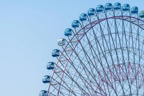 Pariserhjul Festivalen Nöjespark Blå Himmel Bakgrund — Stockfoto