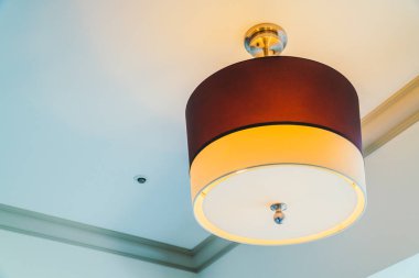 Güzel tavan ışık lamba dekorasyon iç otel yatak odası