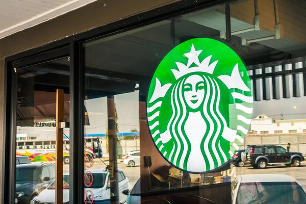 Pattaya Tailandia Ene 2018 Starbucks Firmar Almacenar Alrededor Autopista Expreso — Foto de Stock