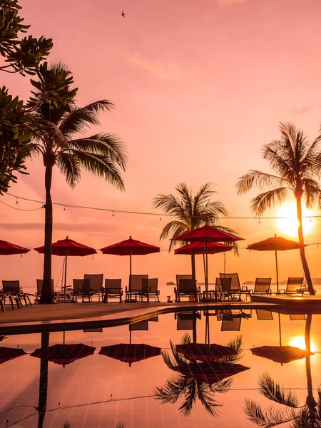 Ombrellone Sedia Intorno Alla Piscina All Aperto Hotel Resort All — Foto Stock