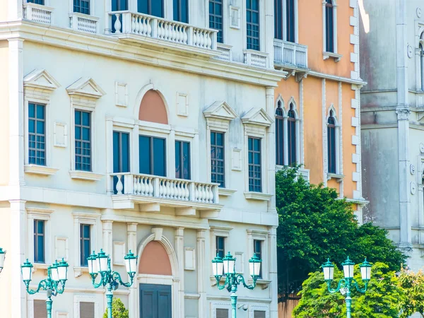 Edifício Arquitetura Bonita Com Janela Parede Exterior Estilo Italia — Fotografia de Stock