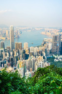 Hong kong şehir manzarası ile mavi gökyüzü arka plan dış cityscape bina güzel mimari