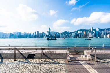 Hong kong şehir manzarası ile mavi gökyüzü arka plan dış cityscape bina güzel mimari