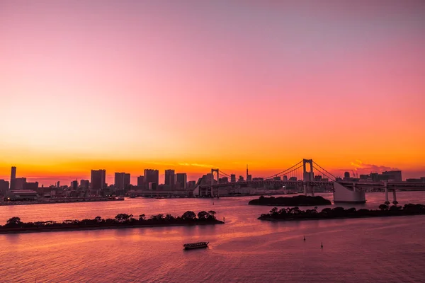 Beautiful Architecture Building Cityscape Tokyo City Rainbow Bridge Twilight Sunset — Stock Photo, Image