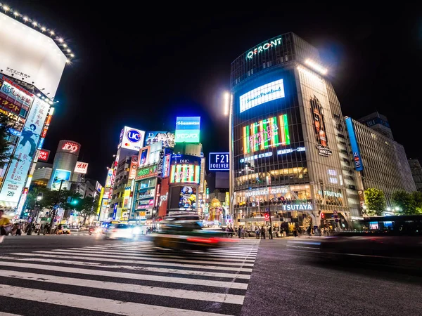 Japonia Tokio Shibuya Lipca 2018 Pieszych Osób Pieszych Wokół Dzielnicy — Zdjęcie stockowe