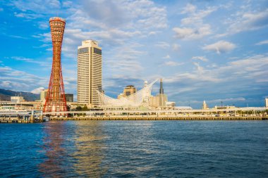 Mimari yapı ve kobe kule şehir manzarası Japonya ile güzel cityscape