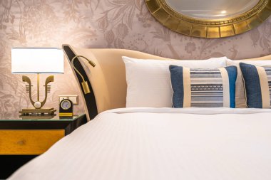 Comfotable yastık yatak yatak odası ışık lamba dekorasyon iç