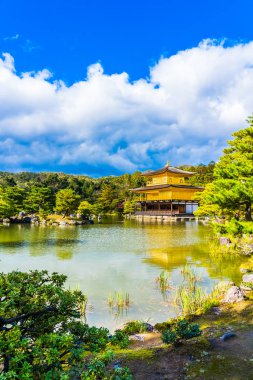 Güzel Kinkakuji Tapınağı Kyoto Japonya'nın Altın Köşk Simgesel Yapı ile
