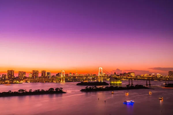 Vacker Arkitektur Byggnad Stadsbilden Tokyo Stad Med Regnbågsbron Twilight Solnedgång — Stockfoto