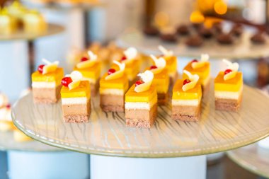 Şekerli tatlı pastane cafe restoran ve kafe büfe catering