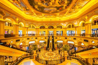 Çin, Makao - 8 Eylül 2018 - güzel lüks Venedik otel resort ve macau City Alışveriş Merkezi ile casio