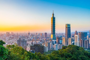 Güzel manzara ve cityscape taipei 101 bina ve günbatımı zaman şehir manzarası Tayvan mimarisinde