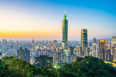 Güzel manzara ve cityscape taipei 101 yapı ve Mimarlık twilight ve gece Tayvan City