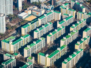 Seul şehirde bina mimari güzel hava görünümü