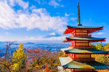 Dağ fuji chureito pagoda akçaağaç ağaç yaprak sonbahar sezonu Yamanashi Japonya çevresinde ile güzel manzara