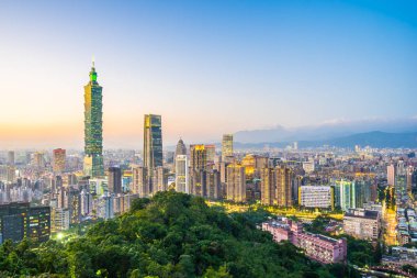 Güzel manzara ve cityscape taipei 101 yapı ve Mimarlık twilight ve gece Tayvan City
