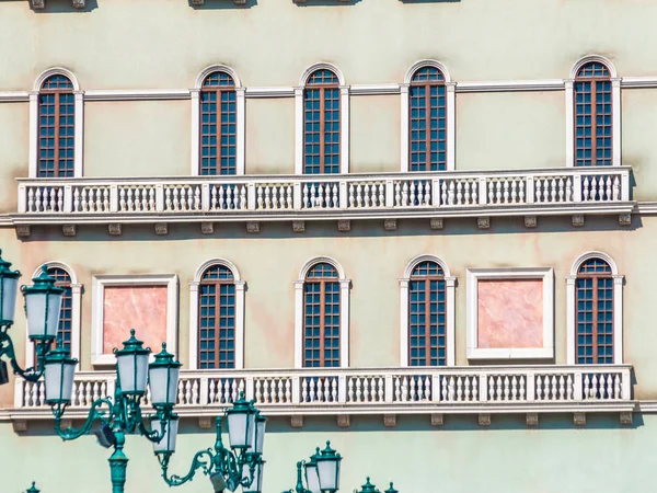 Schönes Architektonisches Gebäude Mit Fenster Und Außenwand Italienischen Stil — Stockfoto