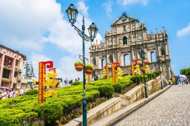 Çin, harabe mavi gökyüzü arka plan ile Makao şehrinin st pual kilise Simgesel Yapı ile bina Macau - 6 Eylül 2018 - güzel eski mimari