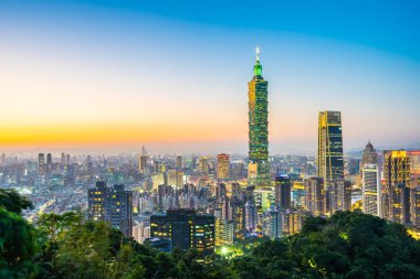 Güzel manzara ve cityscape taipei 101 yapı ve Mimarlık twilight ve gece Tayvan City