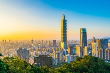 Güzel manzara ve cityscape taipei 101 bina ve günbatımı zaman şehir manzarası Tayvan mimarisinde