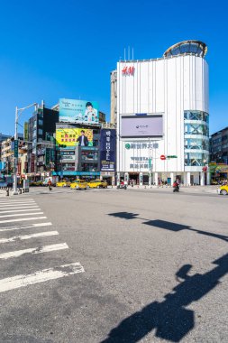 Taipei, Tayvan 30 Kasım 2018: Ximending piyasasıdır alışveriş yeni moda ve yiyecek bir şeyler bulmak için popüler bir yer Taipei