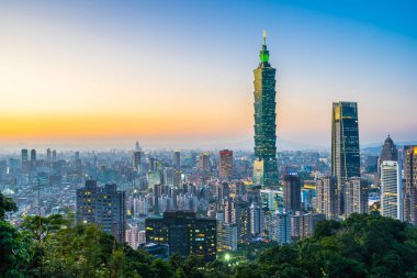 Güzel manzara ve cityscape taipei 101 yapı ve Mimarlık twilight ve gece Tayvan City