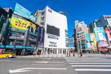 Taipei, Tayvan 30 Kasım 2018: Ximending piyasasıdır alışveriş yeni moda ve yiyecek bir şeyler bulmak için popüler bir yer Taipei