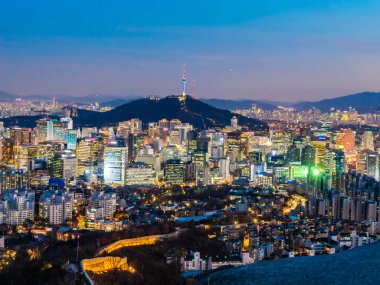 Bina Cityscape Kulesi Seoul City Güney Kore ile güzel mimari