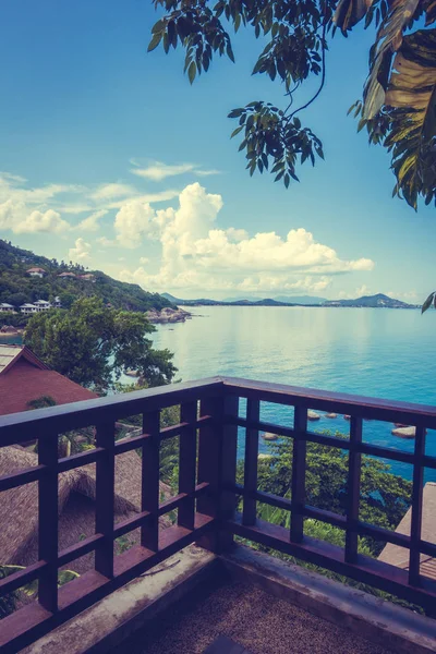 Açık Veranda Cennet Adası Seyahat Tatil Için Deniz Okyanus Manzaralı — Stok fotoğraf