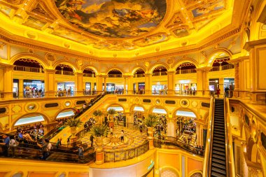 Çin, Makao - 8 Eylül 2018 - güzel lüks Venedik otel resort ve macau City Alışveriş Merkezi ile casio