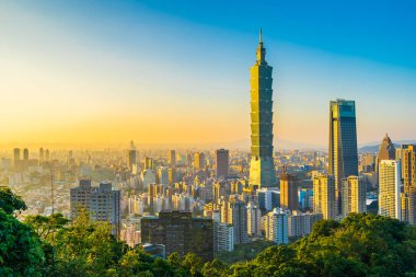 Güzel manzara ve cityscape taipei 101 bina ve günbatımı zaman şehir manzarası Tayvan mimarisinde