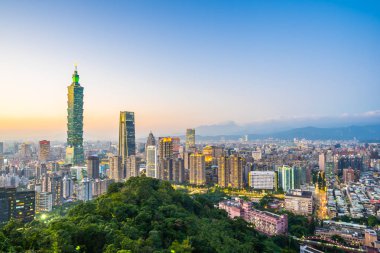 Güzel manzara ve cityscape taipei 101 yapı ve Mimarlık twilight ve gece Tayvan City
