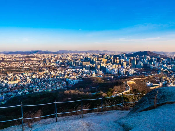 한국에에서 타워를 — 스톡 사진