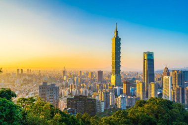 Güzel manzara ve cityscape taipei 101 bina ve günbatımı zaman şehir manzarası Tayvan mimarisinde